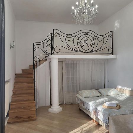 Японська 5 Apartment Liov Exterior foto